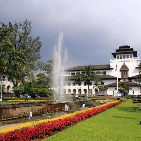 Hotel Naval Bandung Eksteriør bilde